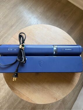 FoodSaver Handheld+ 2-in-1 Vacuum Sealer Cordless System Indigo Blue